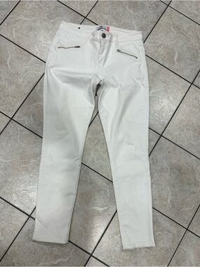CAbi White Curvy Skinny Jeans